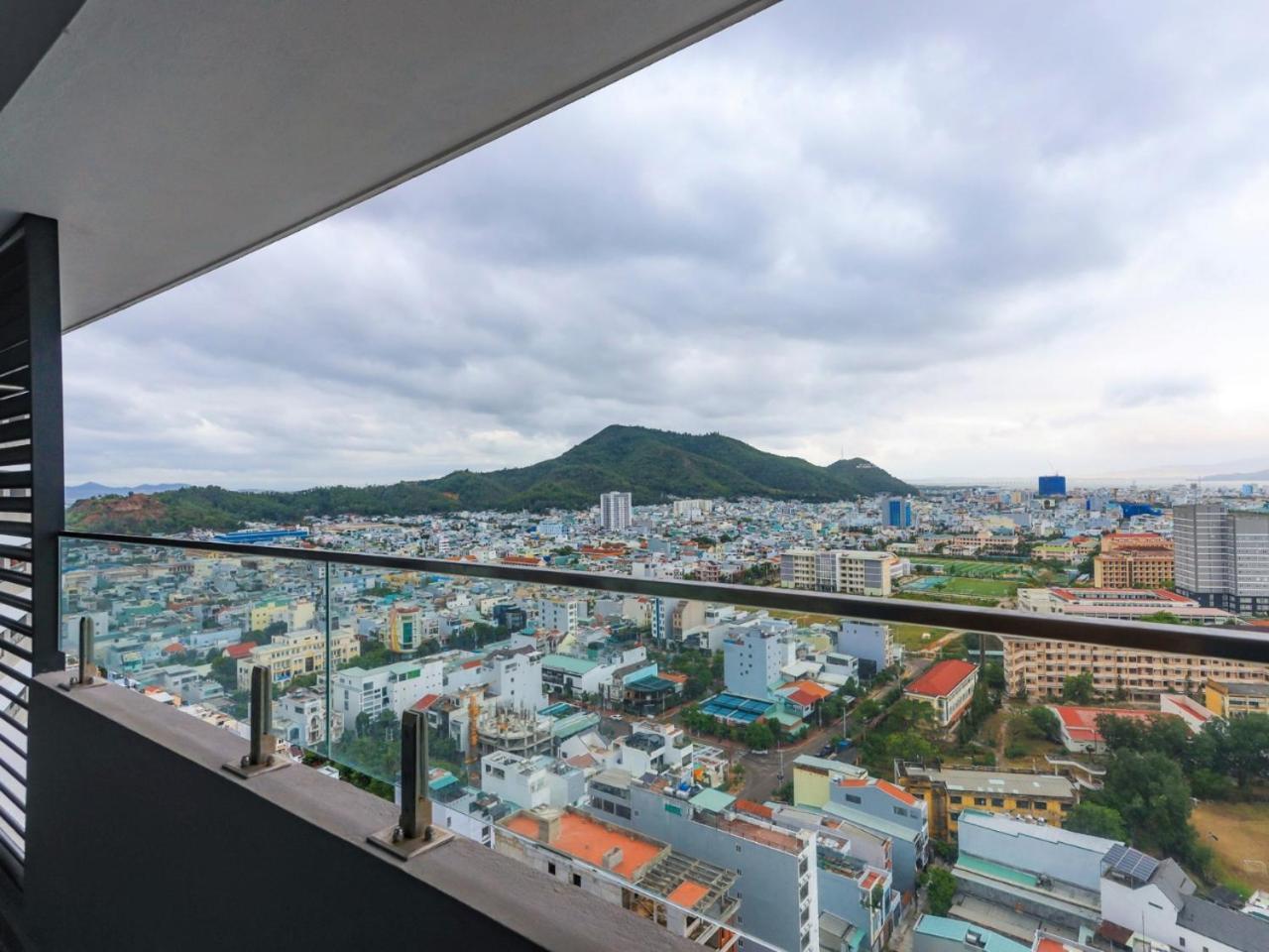 Ferienwohnung Flc Sea Tower Quy Nhon - Tran Ocean View Exterior foto